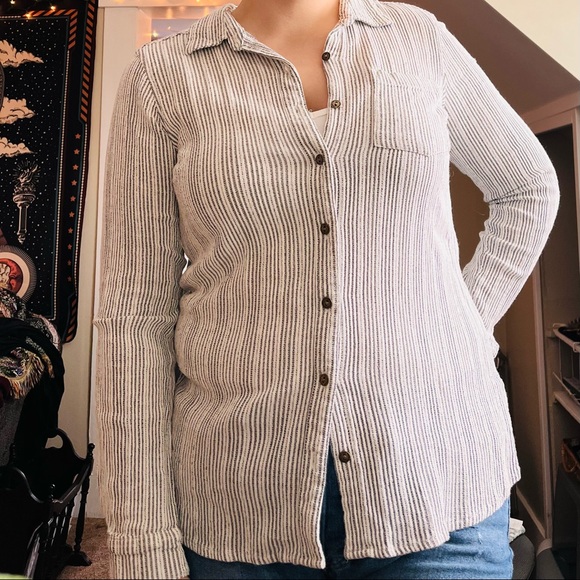 SONOMA Button Top - Picture 3 of 8